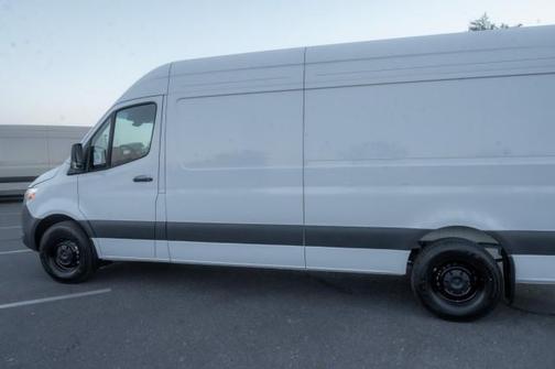 2025 Mercedes-Benz Sprinter 2500 High Roof