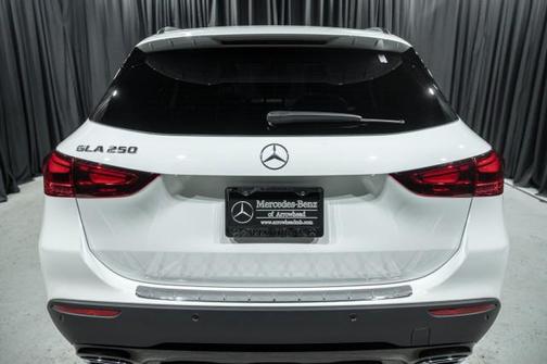 2026 Mercedes-Benz GLA 250 4MATIC