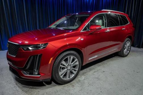 2025 Cadillac XT6 Premium Luxury FWD