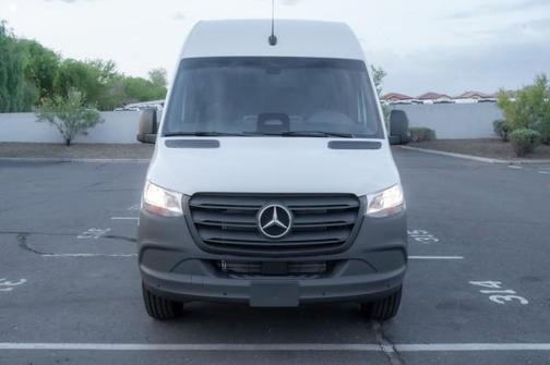 2025 Mercedes-Benz Sprinter 2500 High Roof