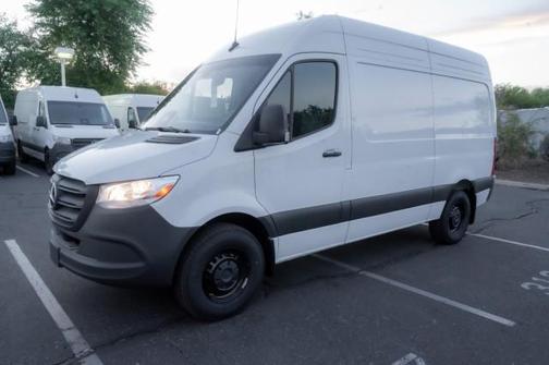 2025 Mercedes-Benz Sprinter 2500 Standard Roof