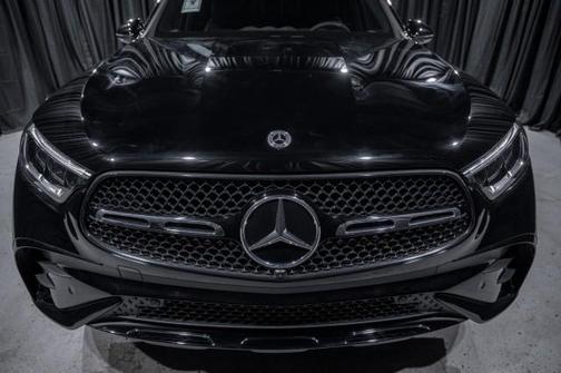 2023 Mercedes-Benz GLC 300 Base