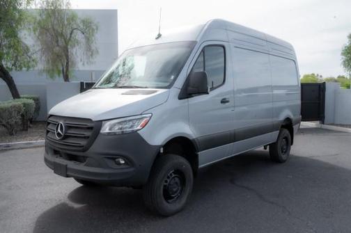 2025 Mercedes-Benz Sprinter 2500 Standard Roof