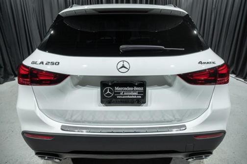 Polar White 2026 Mercedes-Benz GLA 250 4MATIC