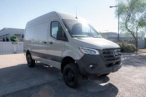 2025 Mercedes-Benz Sprinter 2500 Standard Roof