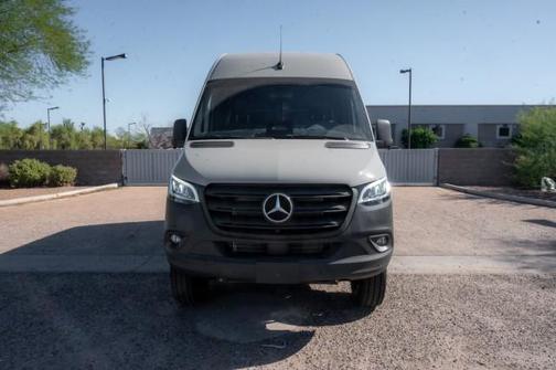 2025 Mercedes-Benz Sprinter 2500 Standard Roof