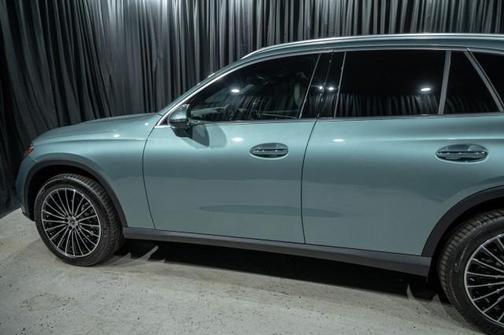 2026 Mercedes-Benz GLC 300 Base