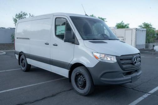 2025 Mercedes-Benz Sprinter 2500 Standard Roof