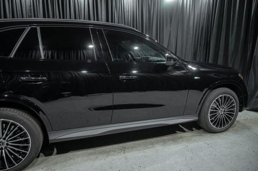 2025 Mercedes-Benz GLC 350e Base
