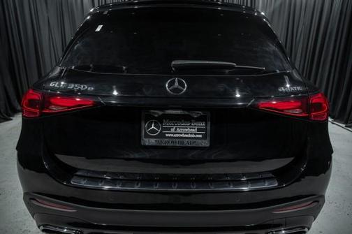 2025 Mercedes-Benz GLC 350e Base