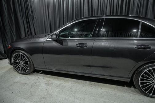 Graphite Grey Metallic 2026 Mercedes-Benz C-Class C 300