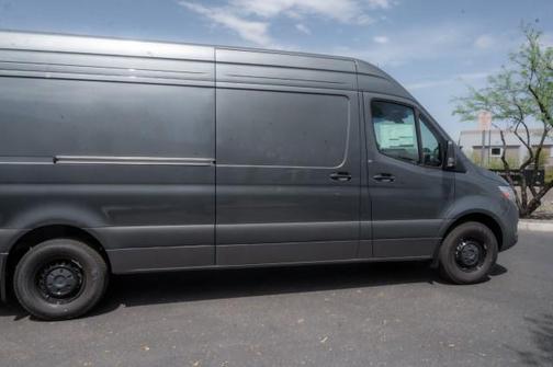 2025 Mercedes-Benz Sprinter 2500 High Roof