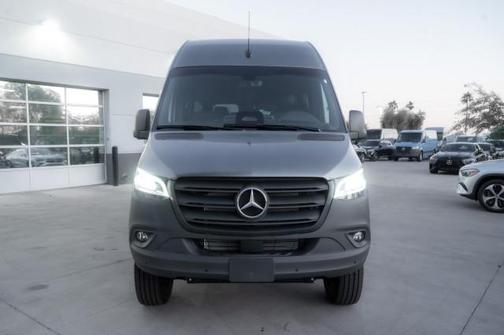2025 Mercedes-Benz Sprinter 2500 High Roof