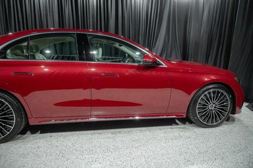 MANUFAKTUR Patagonia Red 2026 Mercedes-Benz E-Class E 350