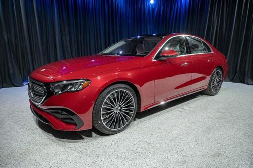 MANUFAKTUR Patagonia Red 2026 Mercedes-Benz E-Class E 350