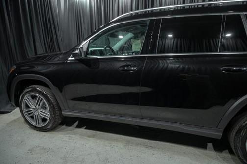 2026 Mercedes-Benz GLS 450 4MATIC