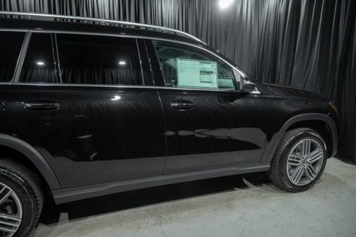 2026 Mercedes-Benz GLS 450 4MATIC