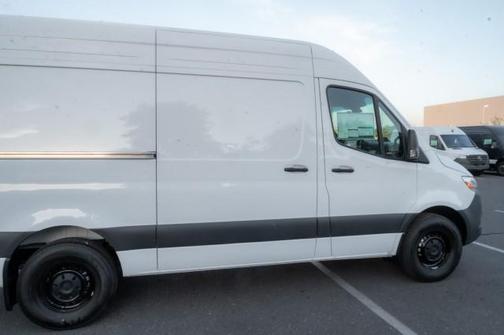 2025 Mercedes-Benz Sprinter 2500 High Roof