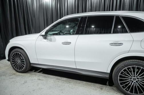 2025 Mercedes-Benz GLC 300 4MATIC