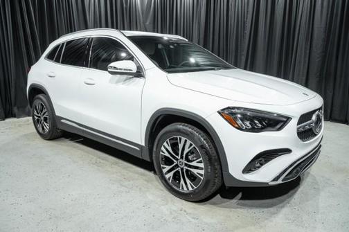 Polar White 2026 Mercedes-Benz GLA 250 4MATIC