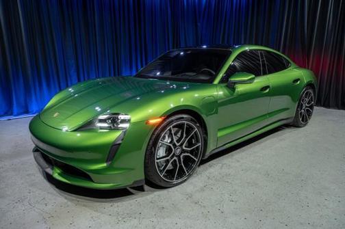 2023 Porsche Taycan Turbo