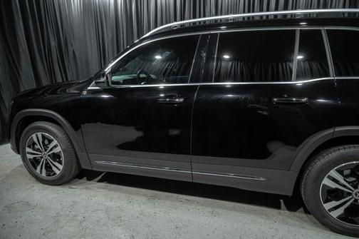 2026 Mercedes-Benz GLB 250 Base