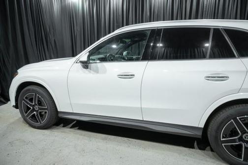 2026 Mercedes-Benz GLC 350e Base