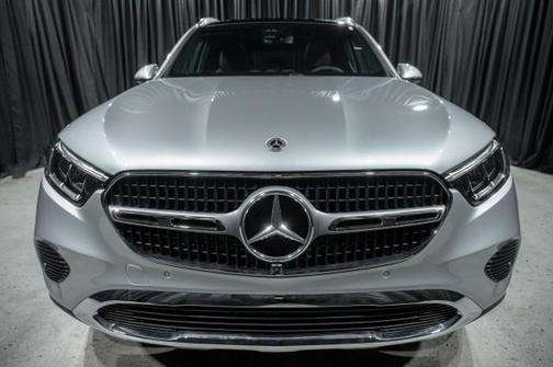 2025 Mercedes-Benz GLC 300 Base