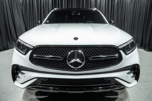 2026 Mercedes-Benz GLC 300 4MATIC