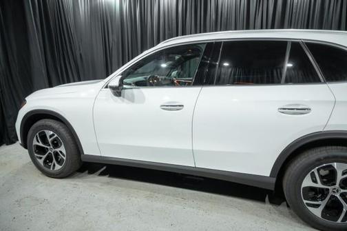 2026 Mercedes-Benz GLC 350e Base