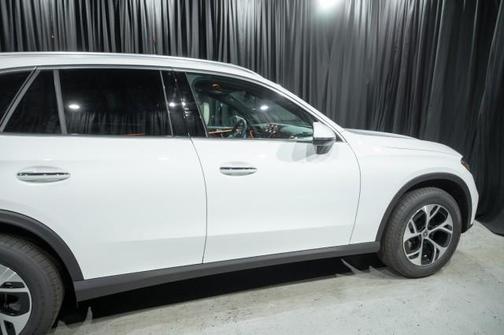 2026 Mercedes-Benz GLC 350e Base