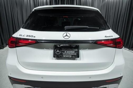 2026 Mercedes-Benz GLC 350e Base