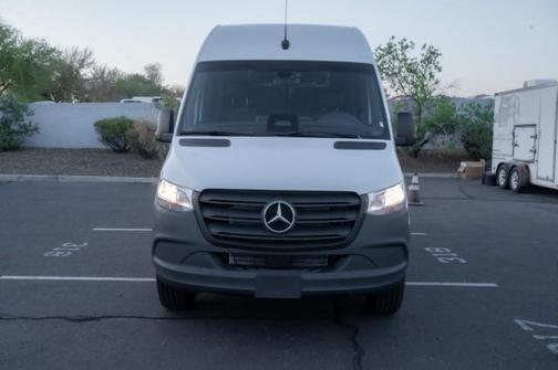 2025 Mercedes-Benz Sprinter 2500 Standard Roof