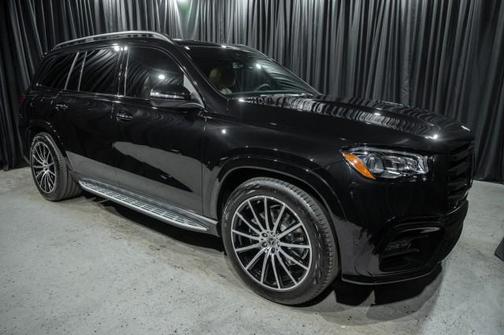 2025 Mercedes-Benz GLS 450 4MATIC