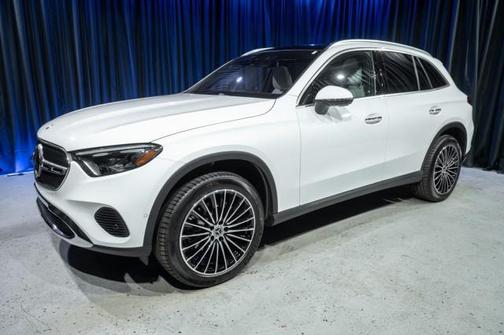 2026 Mercedes-Benz GLC 300 Base