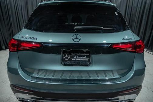 2025 Mercedes-Benz GLC 300 4MATIC