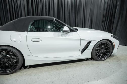 2025 BMW Z4 sDrive30i