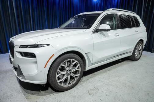 2023 BMW X7 xDrive40i