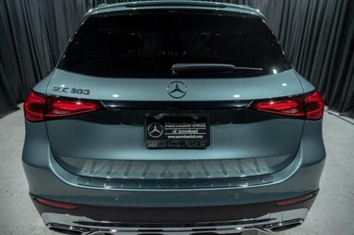 2026 Mercedes-Benz GLC 300 Base