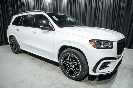 2025 Mercedes-Benz GLS 450 4MATIC