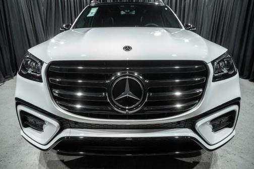 2025 Mercedes-Benz GLS 450 4MATIC