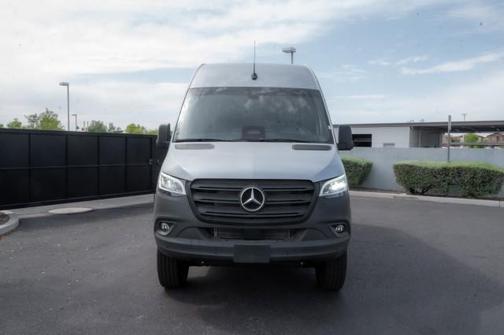 2025 Mercedes-Benz Sprinter 2500 Standard Roof