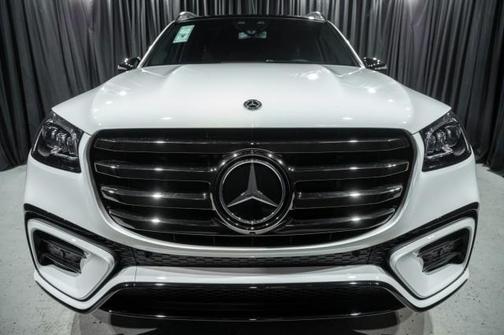2026 Mercedes-Benz GLS 450 4MATIC