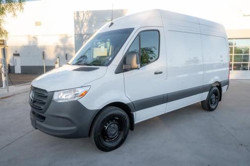 2025 Mercedes-Benz Sprinter 2500 Standard Roof
