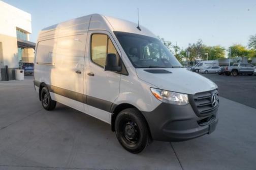 2025 Mercedes-Benz Sprinter 2500 Standard Roof