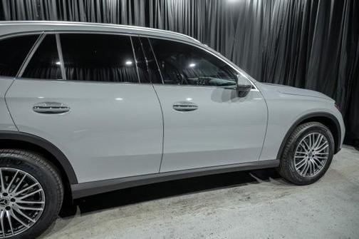 2025 Mercedes-Benz GLC 300 Base