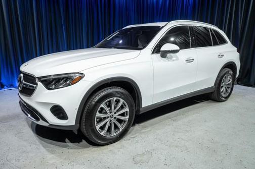 2025 Mercedes-Benz GLC 300 Base