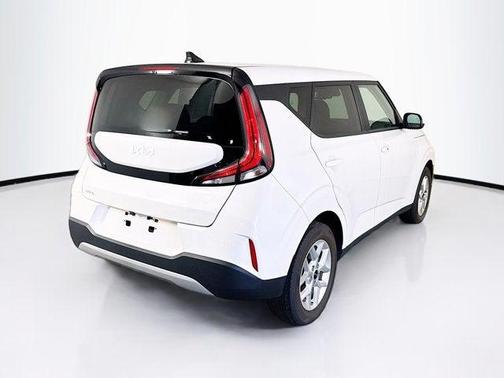 2023 Kia Soul S