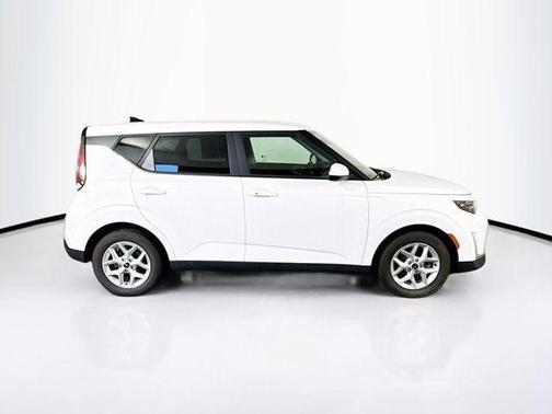 2023 Kia Soul S