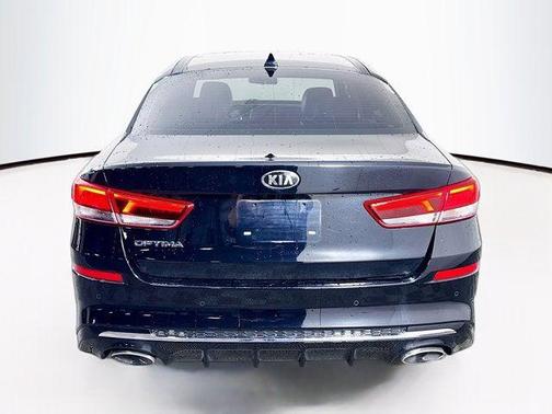 2020 Kia Optima S